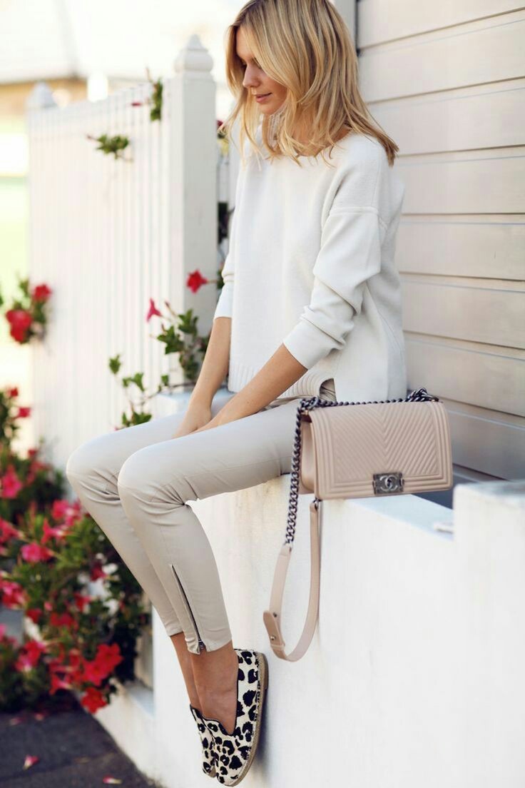 103592ae1e1142d3bfe4e63522f225fb