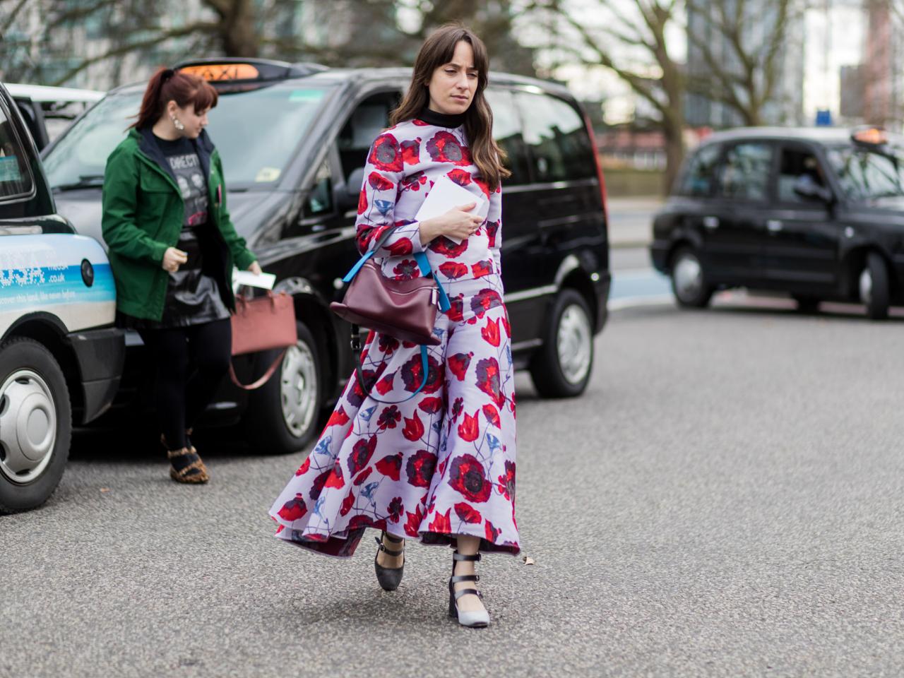Street style mix de estampas no Copenhagen Fashion Week