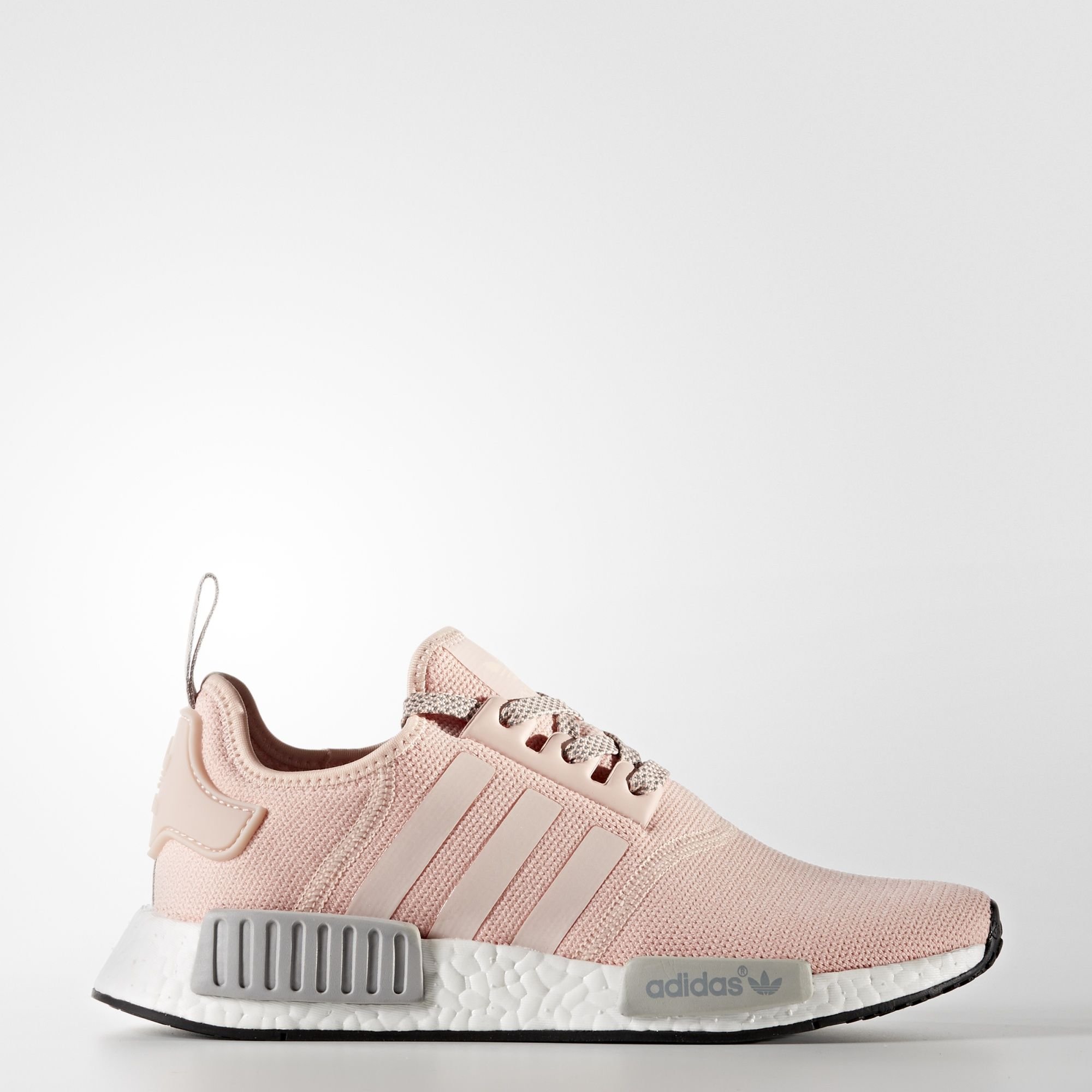 Tênis adidas rosa em millennial pink